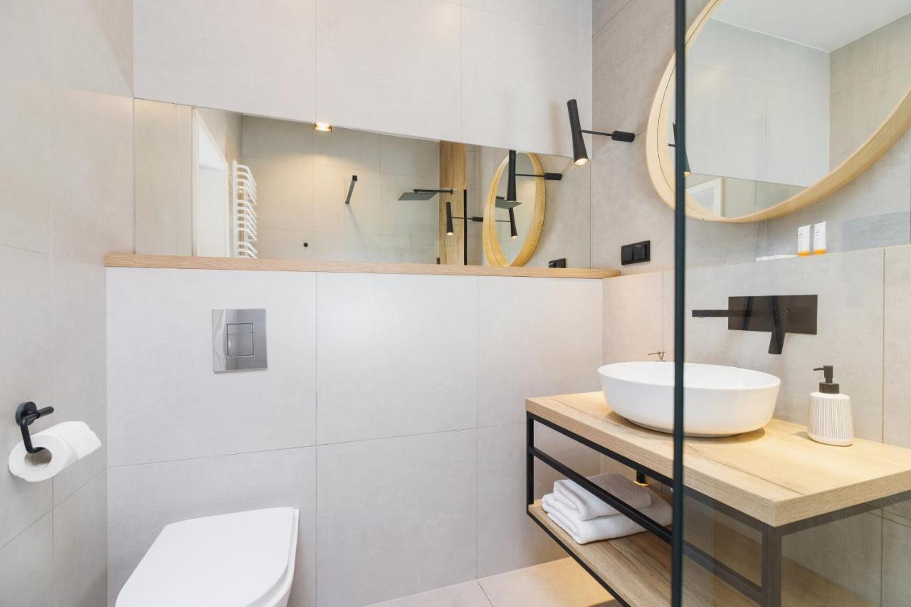 Apartament 3D Go By Noclegi Renters Krakow Ngoại thất bức ảnh